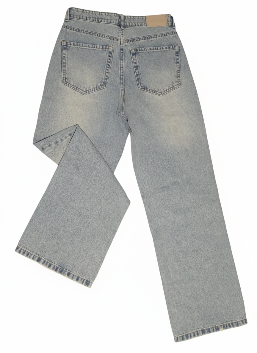Jeans Straight Leg Rasgado
